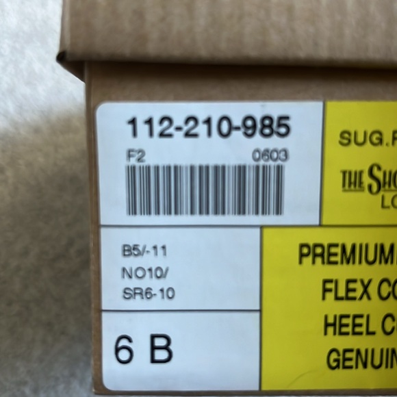 Premium Leather Upper, Flex Construction, Heel cushion sole, Genuine Calf Hair. - Picture 6 of 6